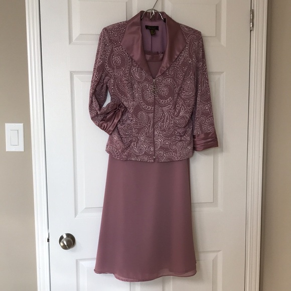Vintage Dresses & Skirts - Oblique 2 Piece Sparkly Crepe Chiffon & Satin Dusty Rose Jacket & Skirt; Size10